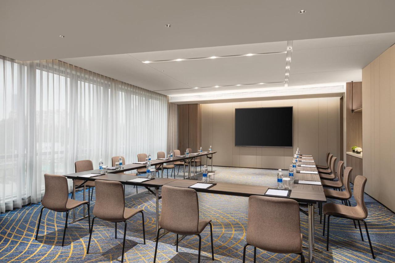 Hualuxe Changfeng Park - Park View Hotel