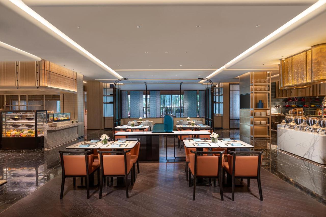 Hualuxe Changfeng Park - Park View 5* Shanghai